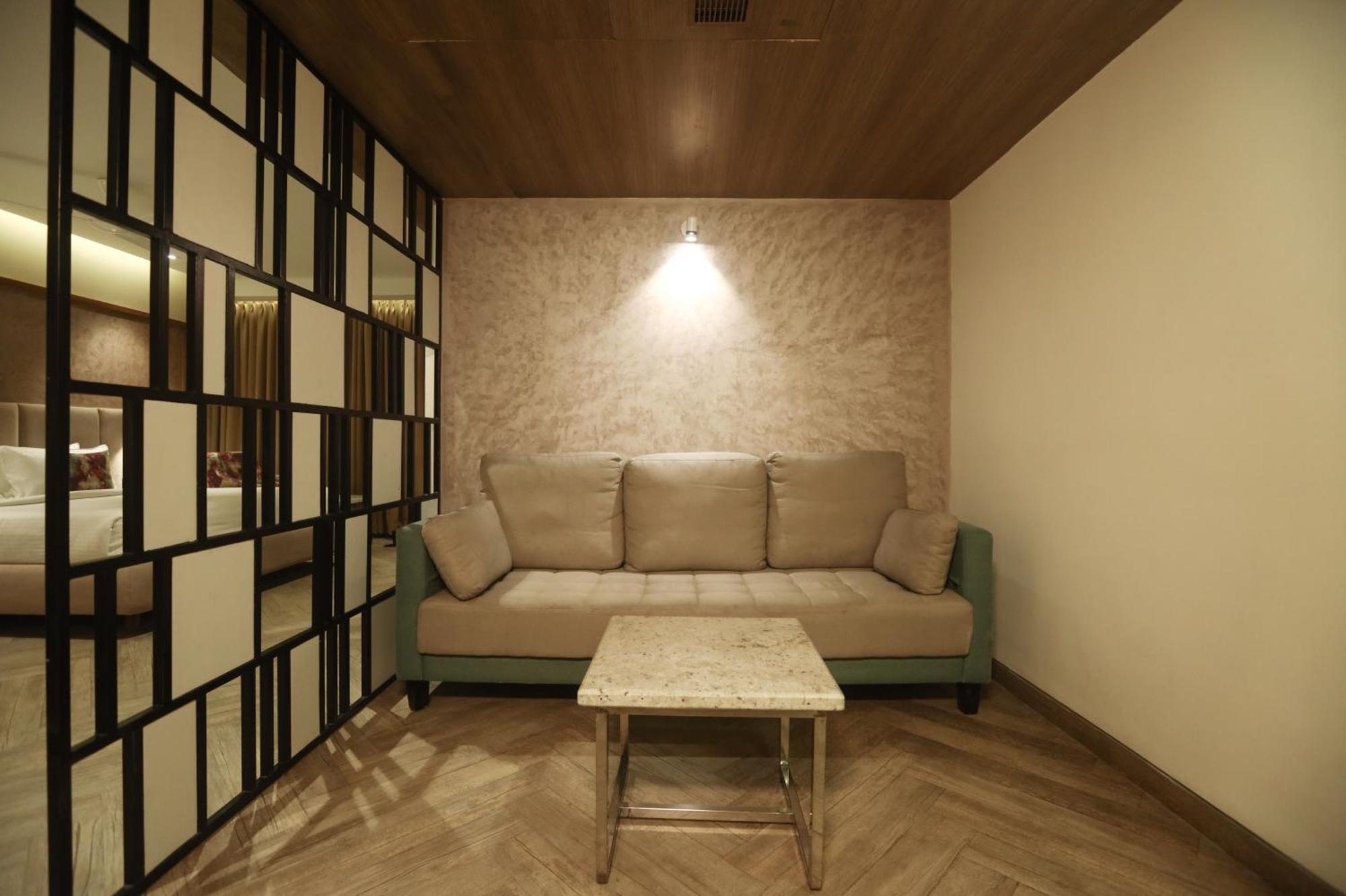 Mango Hill Central Chennai Eksteriør billede